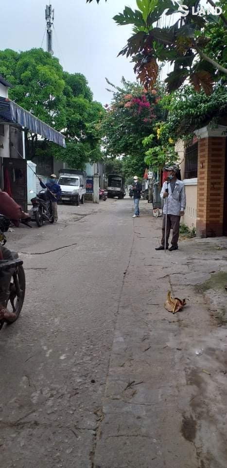 Bán 115m2 mặt tiền Nguyễn Chí Thanh nối  dài.