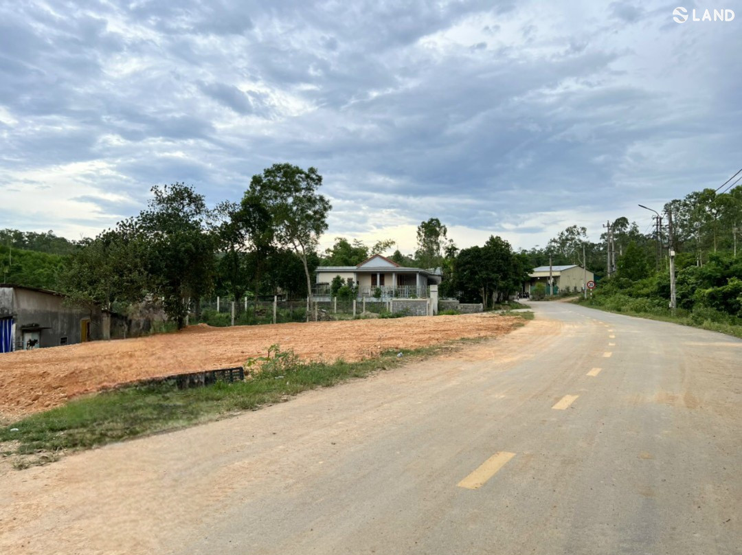 Đất mặt tiền Phùng Lưu, Thuỷ Dương