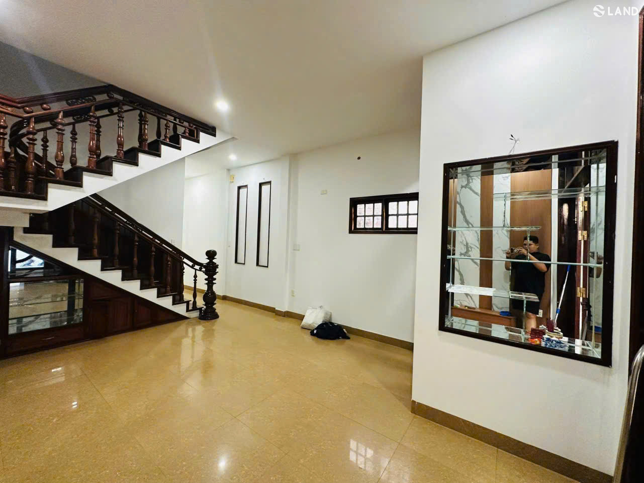 💥Bán nhà ba tầng, ba mặt tiền tại kiệt An Dương Vương, TP Huế giá 3,x tỷ💥