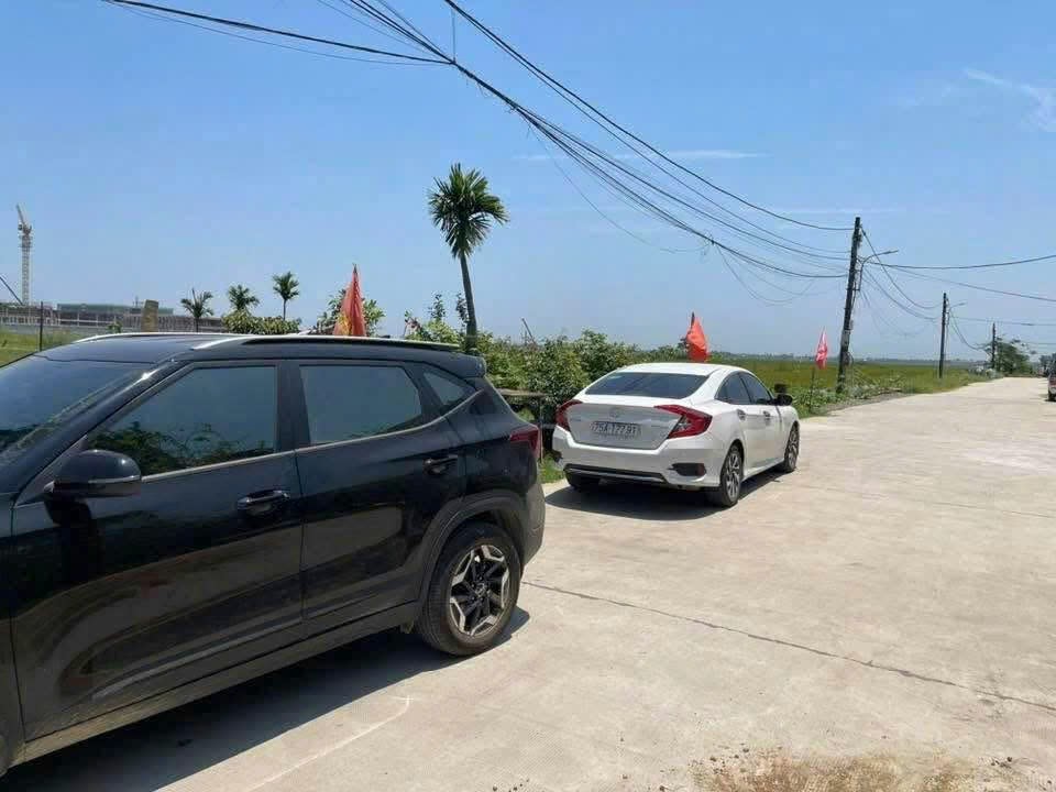 Bán Nhà 2 tầng Thuỷ Vân, ngay cạnh mặt tiền VÕ CHÍ CÔNG