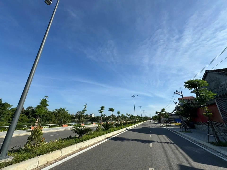 Đất Mặt Tiền Phùng Quán Phường Thuỷ Dương Giá Đầu Tư
