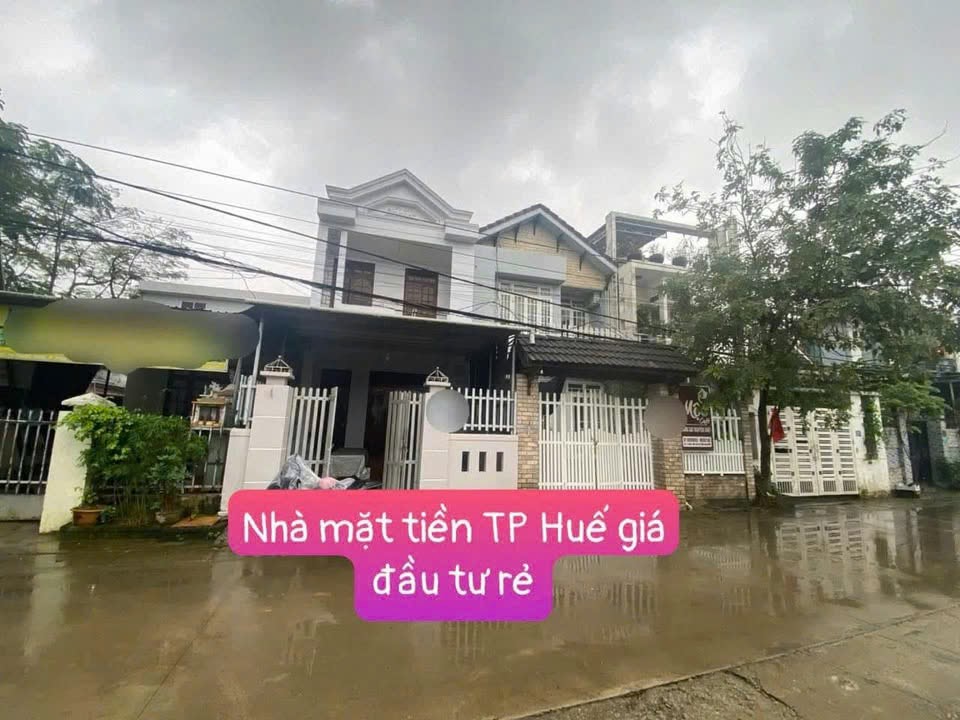 Bán nhà 02 tầng mặt tiền Ngọc Anh, phường Phú Thượng, Tp.Huế hàng hiếm giá rẻ chỉ 2,x tỷ
