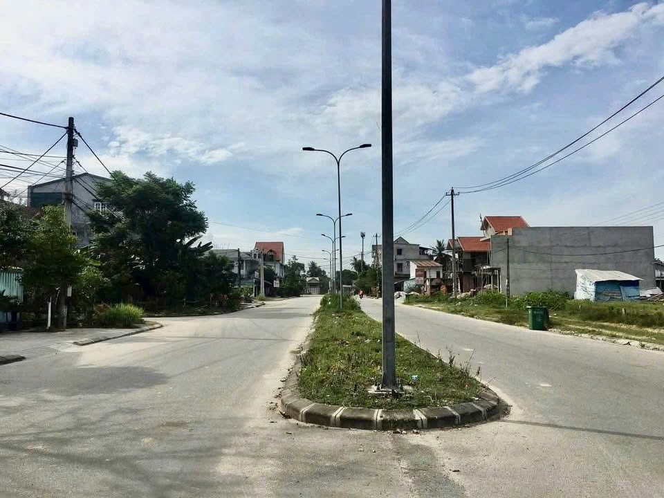 Mặt tiền Đường Nguyễn Văn Đào Kqh Bàu Vá giá 4.5 tỷ