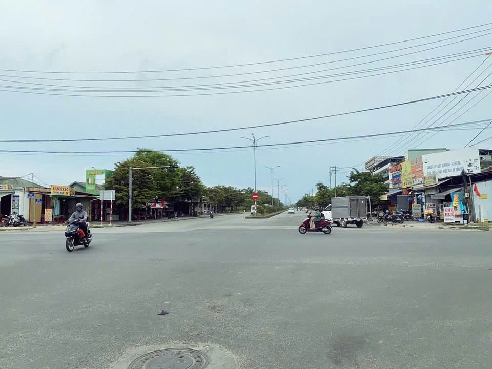 Mặt tiền kinh doanh Tỉnh Lộ 10 gần trục Phạm Văn Đồng, Tp.Huế 🎁