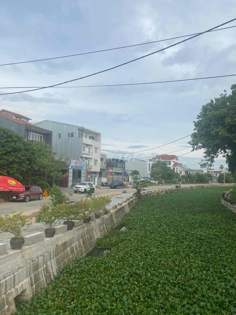 Bán lô đất mặt tiền đường NGUYỄN NHƯ CHƯƠNG, P PHÚ THƯƠNG, TT TP HUẾ.