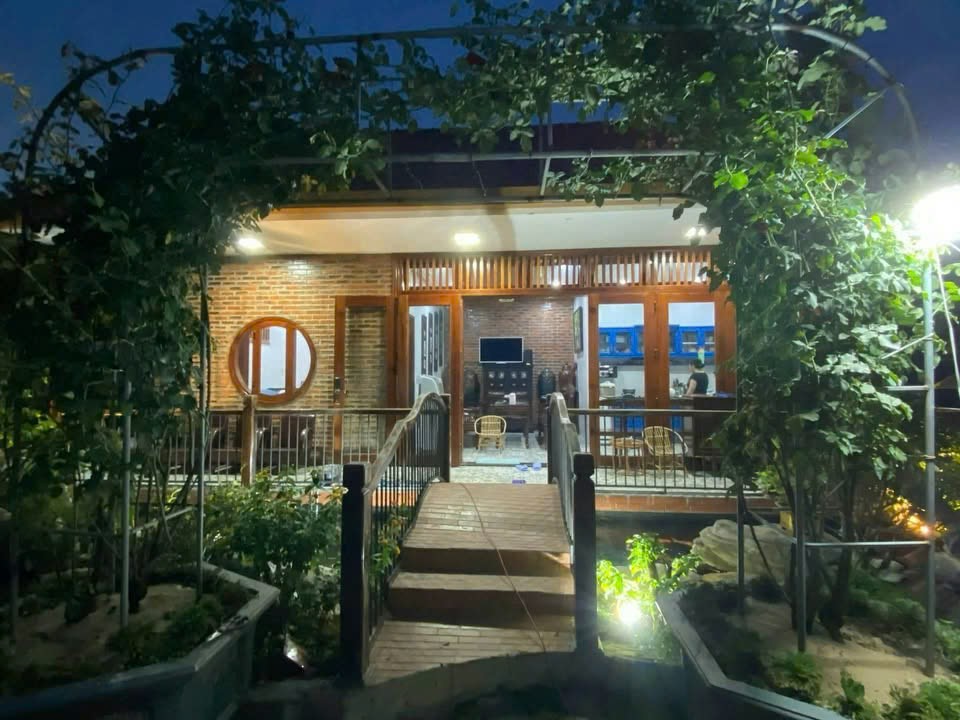 Bán gần 600m2 mặt tiền kinh doanh Hàn Mặc Tử View Sông, Tp.Huế hàng hiếm giá rẻ chỉ 1x tỷ 📌